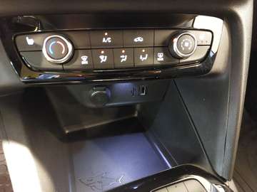 Bild 13 Opel Corsa Elegance