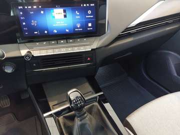 Bild 15 Opel Astra Elegance