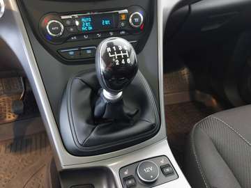 Bild 15 Ford Kuga Sync Edition